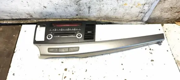 Mitsubishi Lancer X Radio/CD/DVD/GPS head unit S41XG0211
