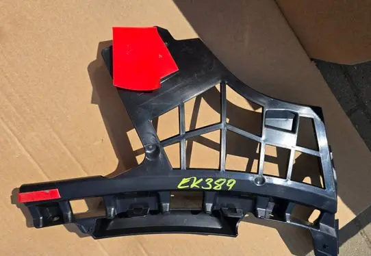 Mercedes-Benz GLB X247 Front bumper mounting bracket A2478856900