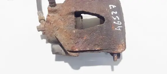 Volkswagen Golf IV Front brake caliper
