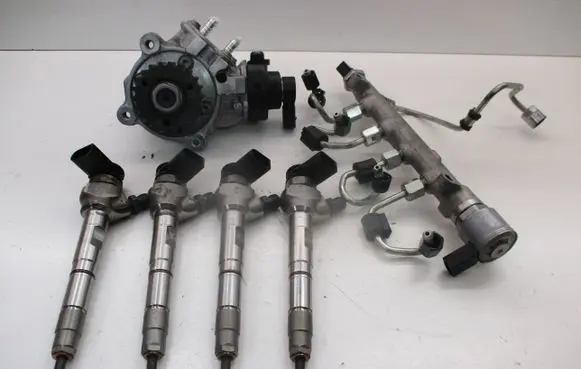 Audi A4 S4 B9 8W Fuel injection system set 0445010790 0445110833 DTN