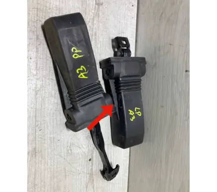 Audi A3 8Y Front door check strap stopper 8y0837249