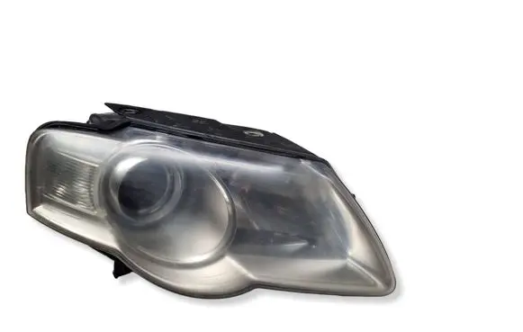 Volkswagen PASSAT B6 Headlight/headlamp 1EL24701402 3C0941006J