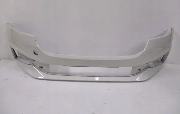Skoda Rapid (120G, 130G, 135G) Front fog light