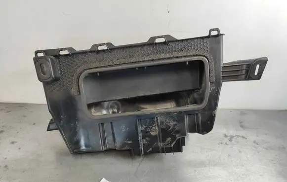 Volvo XC60 Air intake duct part 31425479