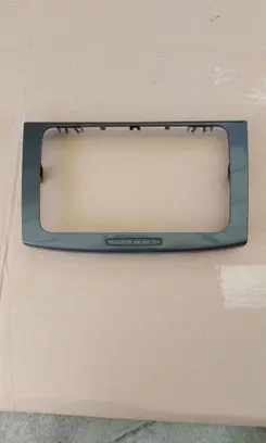 Volkswagen PASSAT B6 Radio/GPS head unit trim 3C0858069M