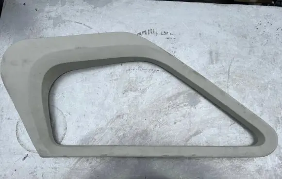 Front door glass trim molding