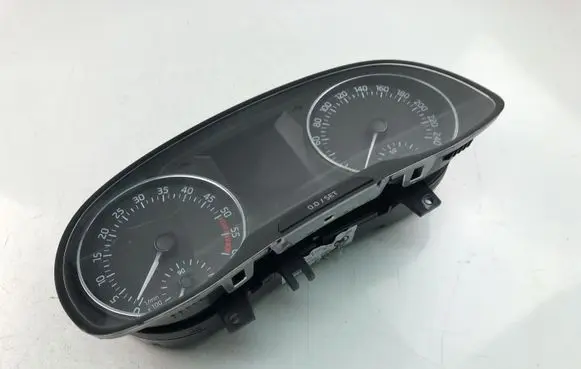Skoda Fabia Mk3 (NJ) Speedometer (instrument cluster) 6V0920741C