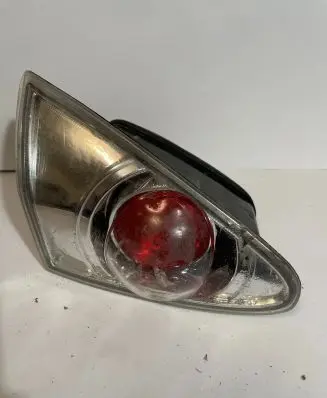 Alfa Romeo 147 Tailgate rear/tail lights