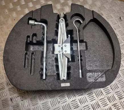 Honda Civic Tool box 