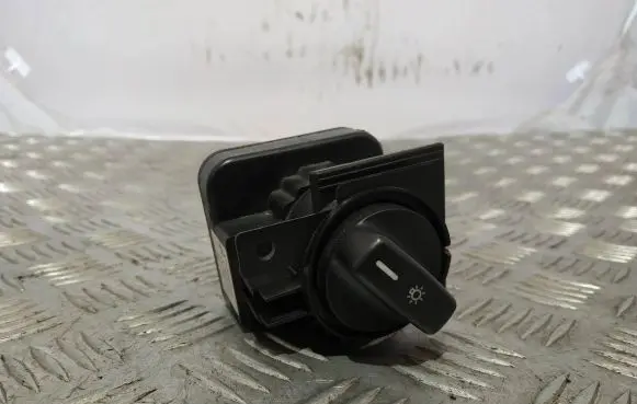 Mercedes-Benz B W245 Light switch 1695451004
