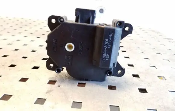 Subaru Outback Air flap motor/actuator 1138002320
