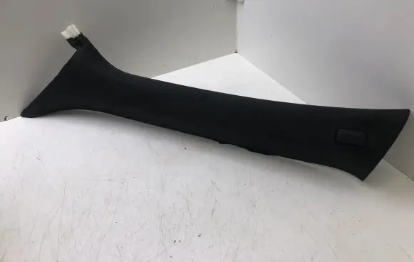 Audi Q5 SQ5 (A) pillar trim 8R0867233B