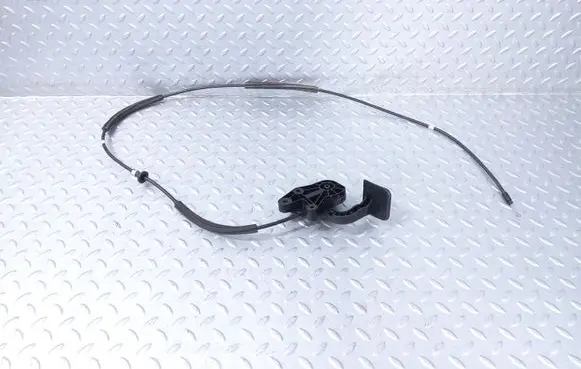 Land Rover Defender Engine bonnet (hood) release handle L8B216A938AD LR146474
