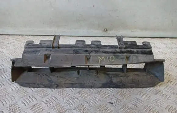 Mercedes-Benz C W202 Intercooler air channel guide 2028891336