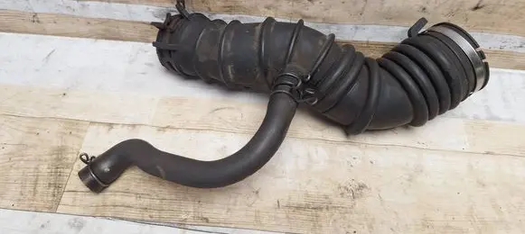 Toyota Avensis T250 Air intake hose/pipe 178810G011