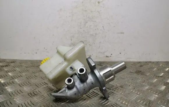 Jeep Grand Cherokee Master brake cylinder