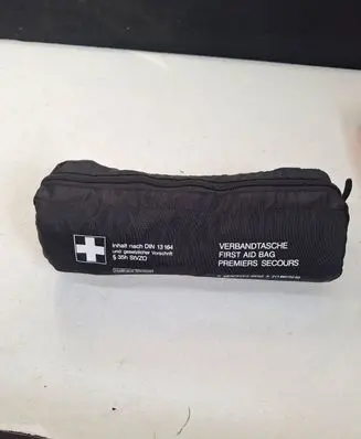 Mercedes-Benz E W211 First aid kit A2118600250 S500UR