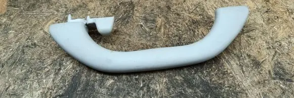 Volkswagen PASSAT B5.5 Rear interior roof grab handle 3B0857607B