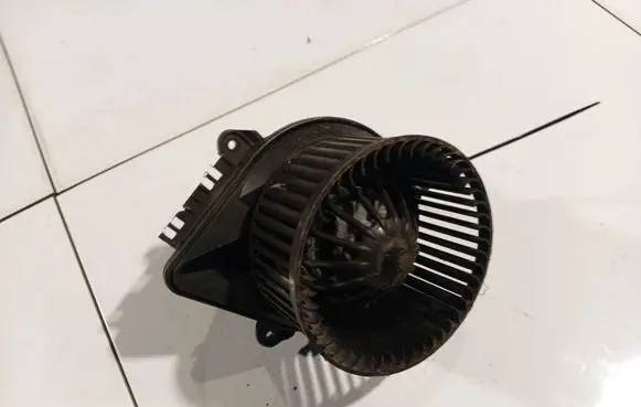 Renault Scenic I Heater fan/blower 662299L