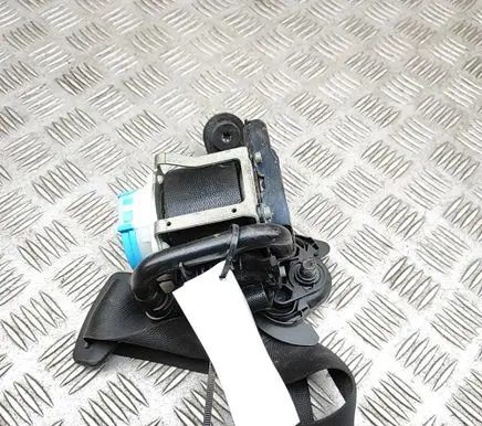 Mercedes-Benz CLA C117 X117 W117 Front seatbelt A1768602285