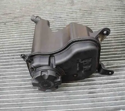 BMW Z4 E89 Coolant expansion tank/reservoir 7607482