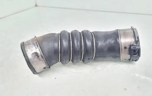BMW 1 E81 E87 Intercooler hose/pipe 7802752