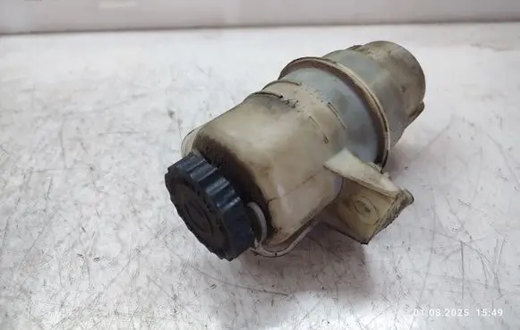 Fiat Freemont Power steering fluid tank/reservoir 05154404AA