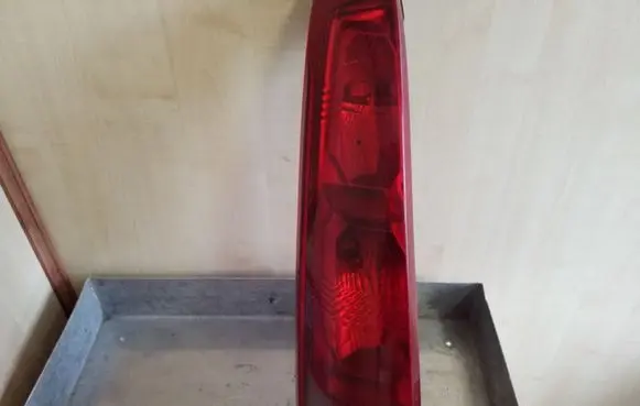Nissan X-Trail T30 Rear/tail lights