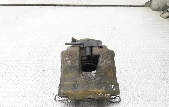 Mercedes-Benz CLK A208 C208 Front brake caliper 5725288