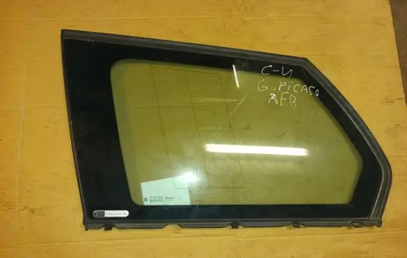 Citroen C4 Grand Picasso Rear side window