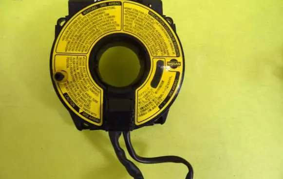 Nissan Almera Tino Airbag slip ring squib (SRS ring) 