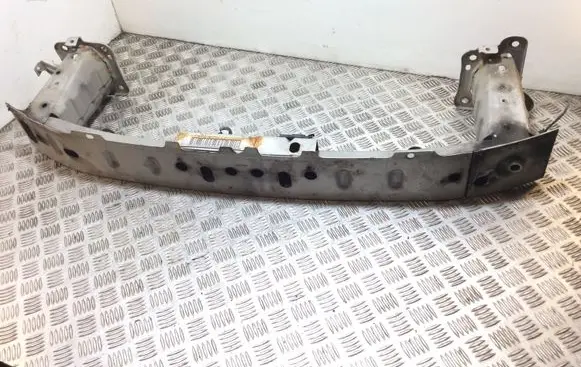 Front bumper cross member