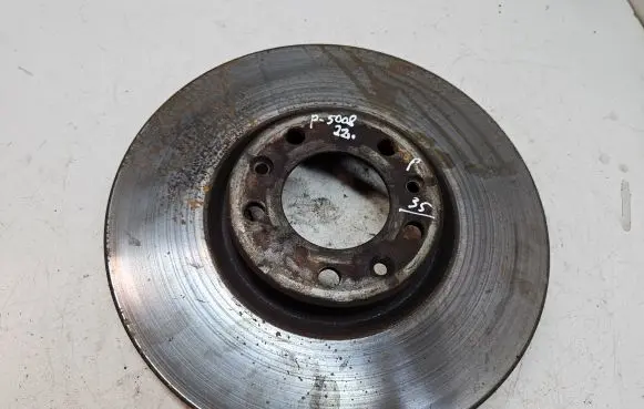Peugeot 5008 II Front brake disc