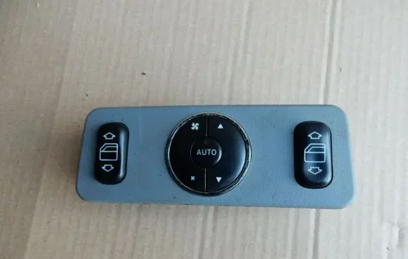 Mercedes-Benz ML W163 Electric window control switch A1638200326 MERCEDESBENZ 40299