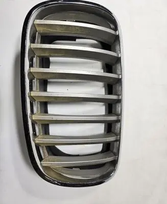 BMW X5 E70 Front bumper upper radiator grill 7171395