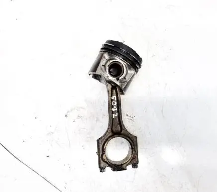Volvo XC90 Piston with connecting rod