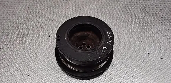 BMW 5 E39 Crankshaft pulley