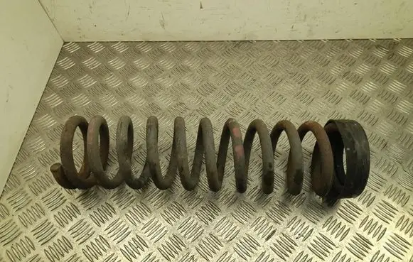 Mercedes-Benz S W126 Front coil spring