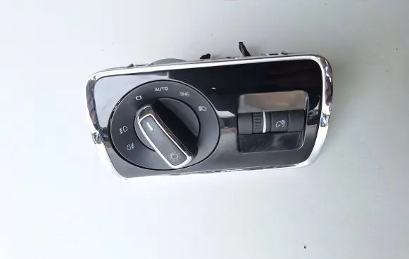 Skoda Superb B6 (3T) Light switch 3T0941431B 1812A BK704064605