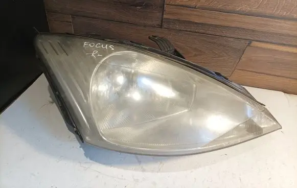 Ford Focus Headlight/headlamp 4311144R