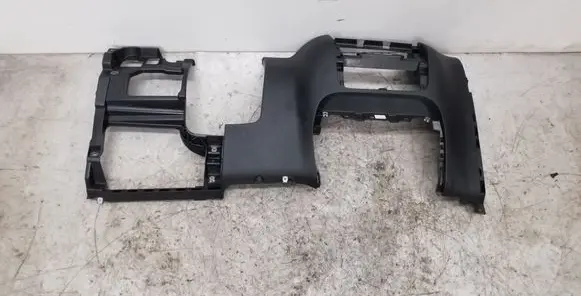 Dashboard lower bottom trim panel
