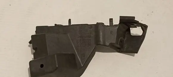 Audi Q5 SQ5 Front bumper mounting bracket 8R0807284C