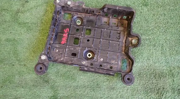 Toyota Yaris XP210 Battery box tray 