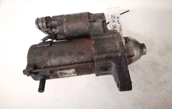 Toyota Yaris Verso Starter motor 2810021030 28100-21030