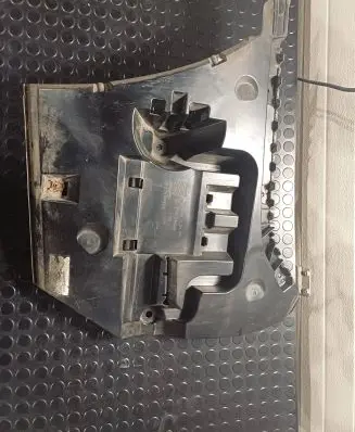 BMW 5 F10 F11 Front bumper lip 21754011 3X77X9 7184767