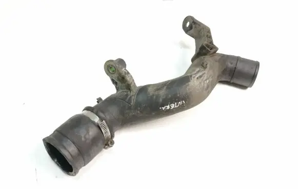 Toyota Avensis T220 Intercooler hose/pipe