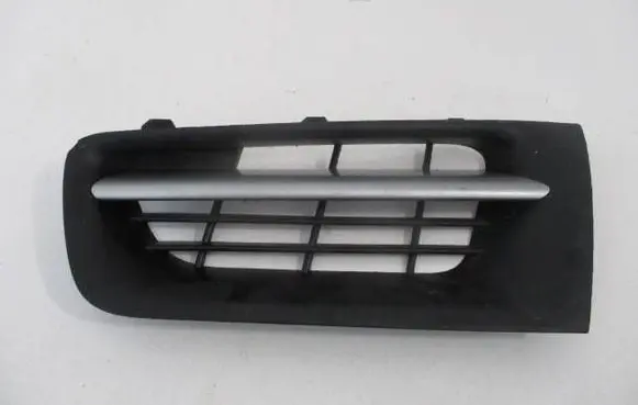 Renault Megane II Front bumper upper radiator grill 8200746094