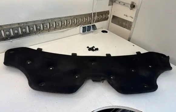 Ford Transit Custom Engine bonnet/hood sound/heat insulation BK21B16746AD