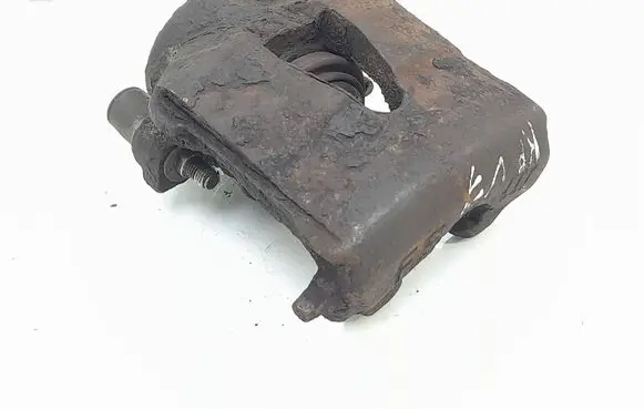 Volkswagen Jetta V Front brake caliper