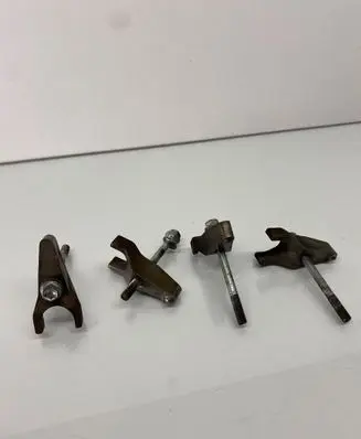 Toyota Avensis T270 Fuel Injector clamp holder 